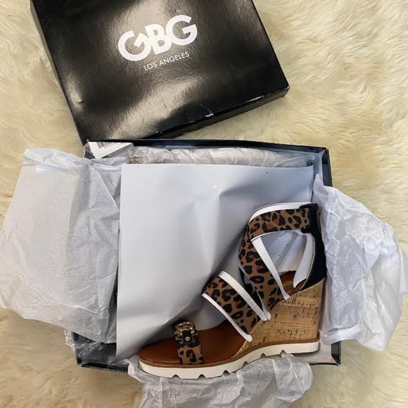 NIB G by GUESS GBG LOS ANGELES Women 8 ROXAN Wedge Heel Cheetah Leopard Sandals - Picture 8 of 8